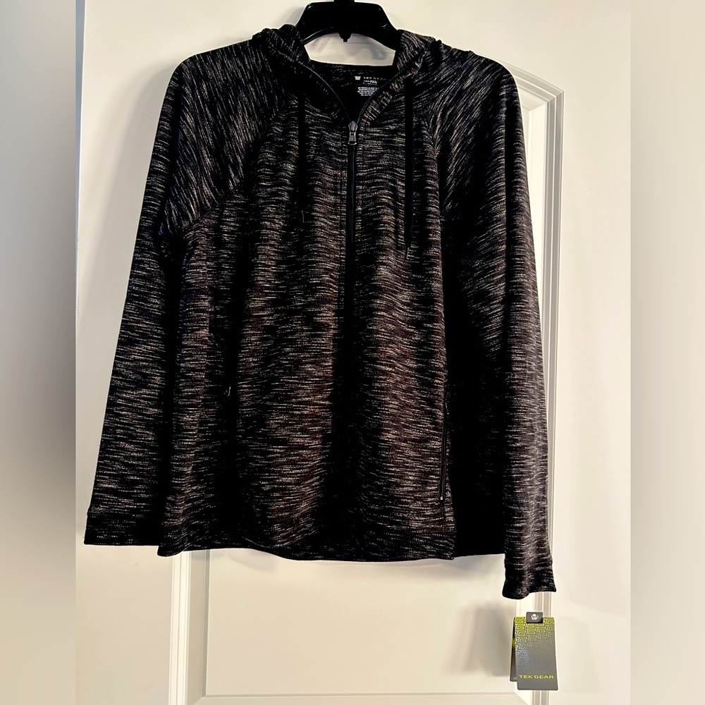 Women’s Tek Gear black hoodie L
